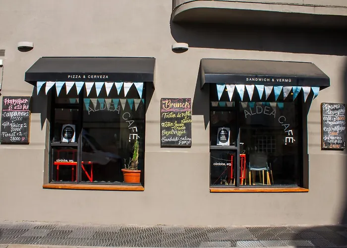 Aldea Hostel & Cafe